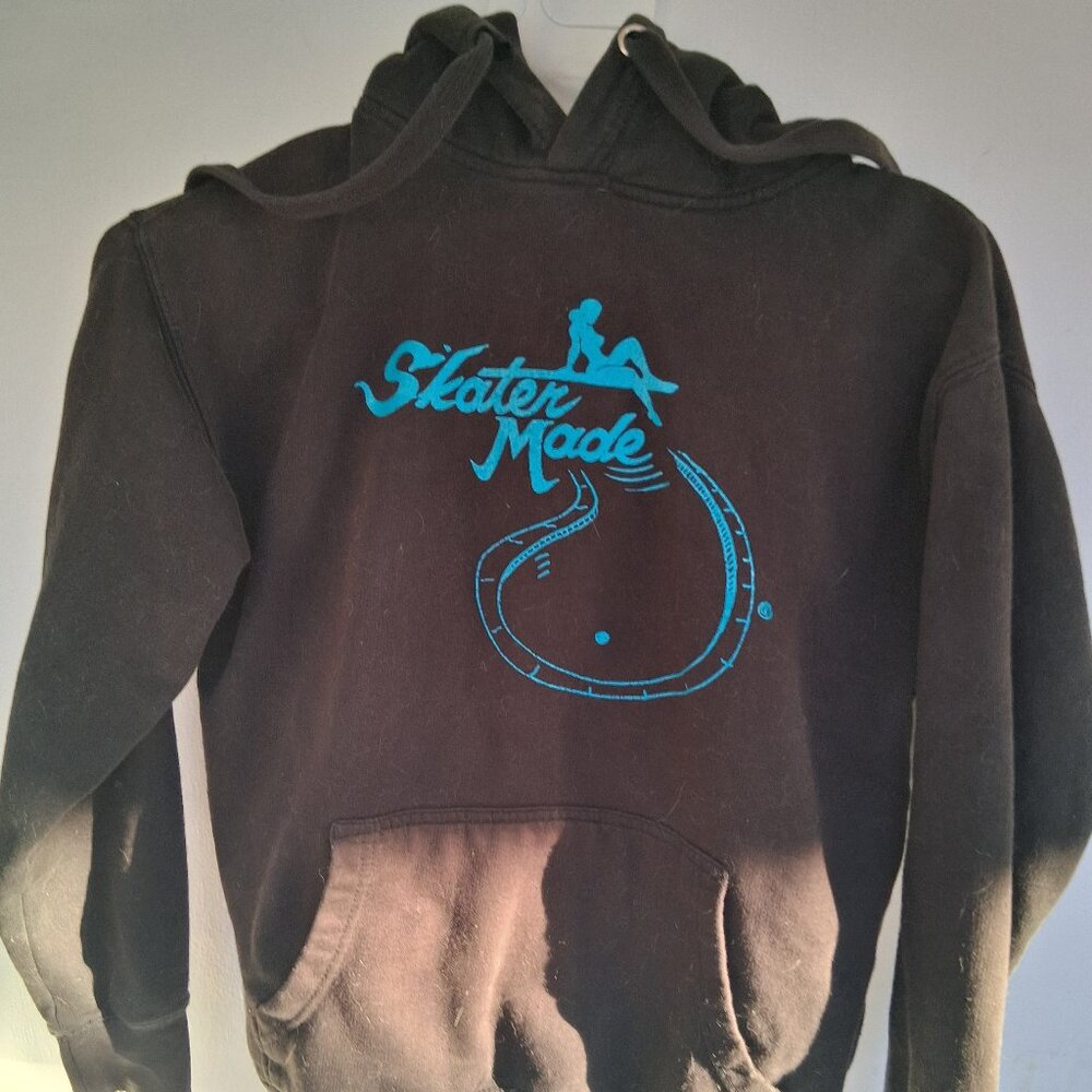 Vintage Pullover Hoodie Men’s Size Small "Don't be a Racist" Skater Made In USA